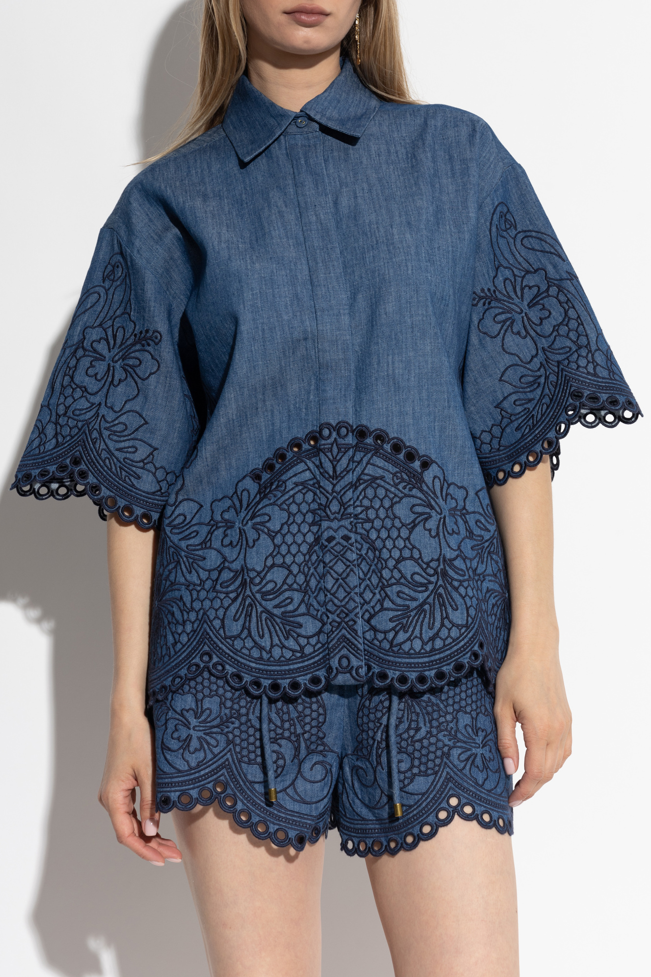 Tシャツ・カットソー ZIMMERMANN PRINTED TOP ZIMMERMANN Cropped printed linen and silk-blend shirt | THE